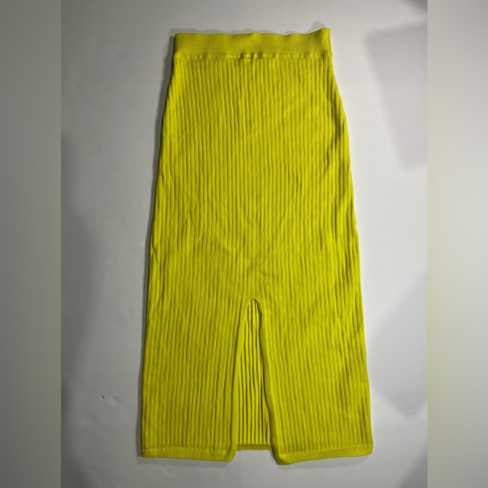 Free People women’s skirt - size S Neon Lime Green Knit